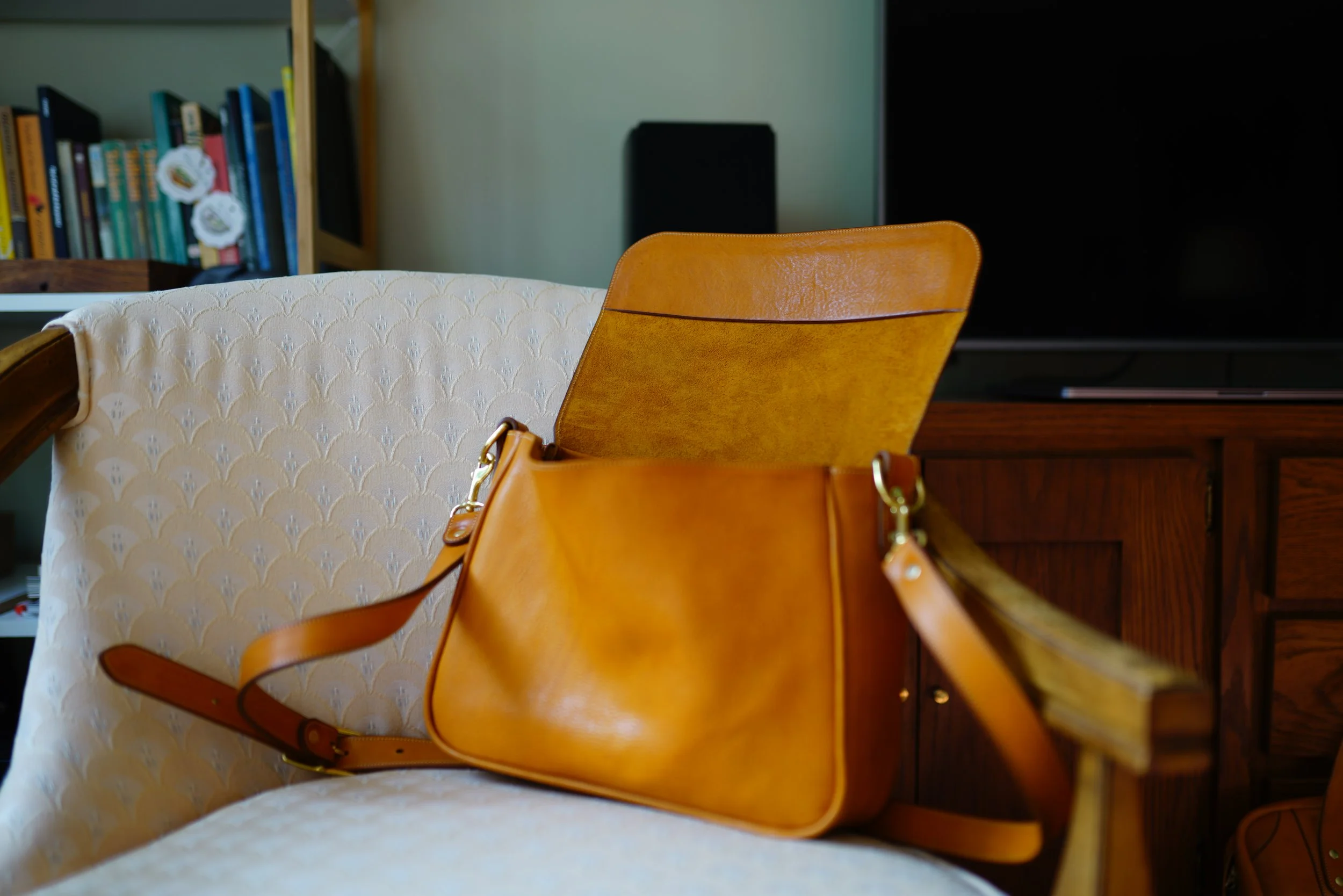 Slouch Satchel-purse, milled Olmo