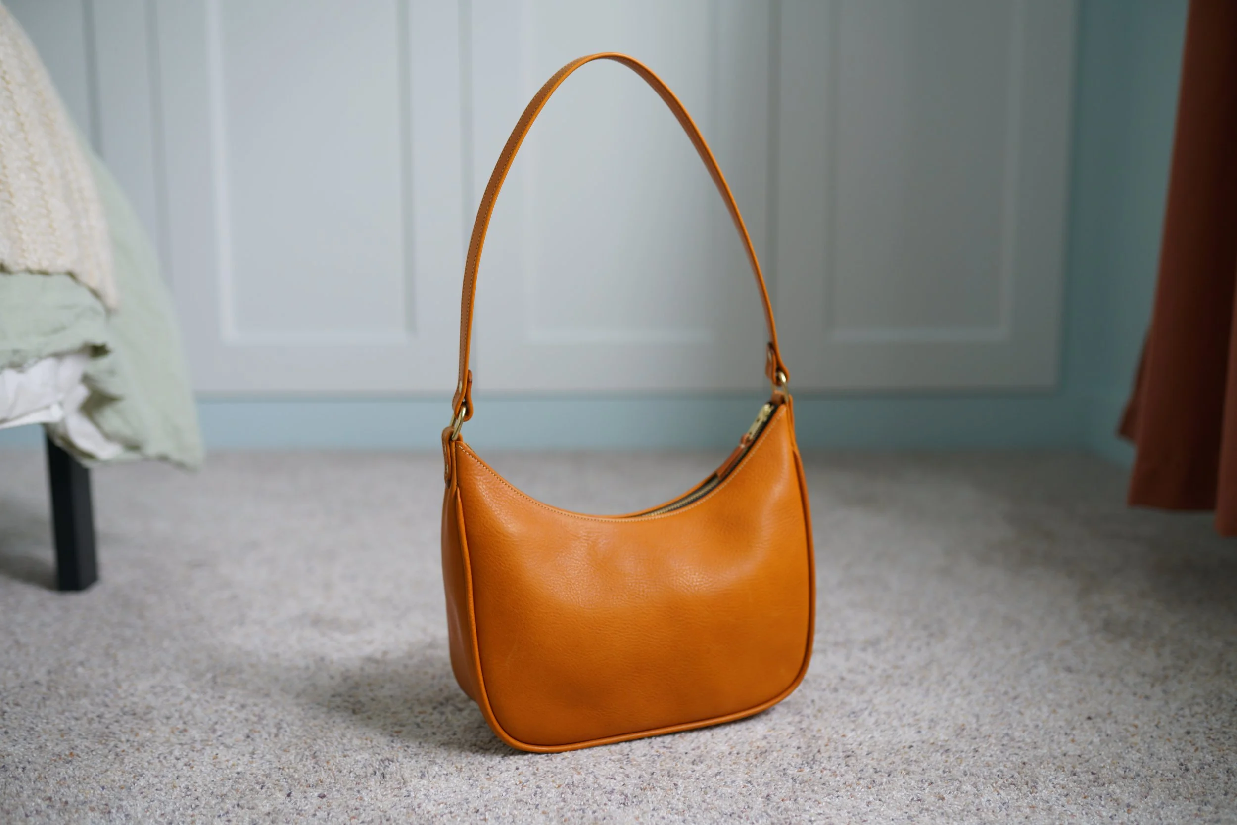 Curved Handbag - Olmo (Copy)