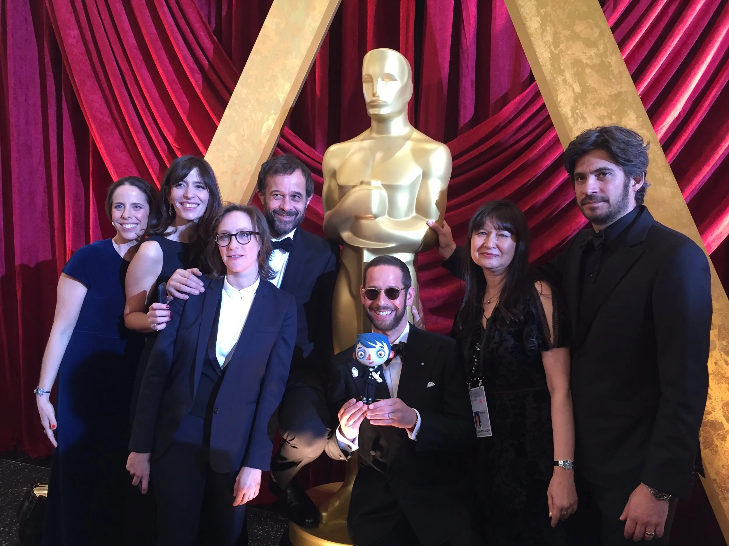  Tatiana Detlofson with the filmmakers and guests of MY LIFE AS A ZUCCHINI at the 2017 Academy Awards ceremony.&nbsp; 
