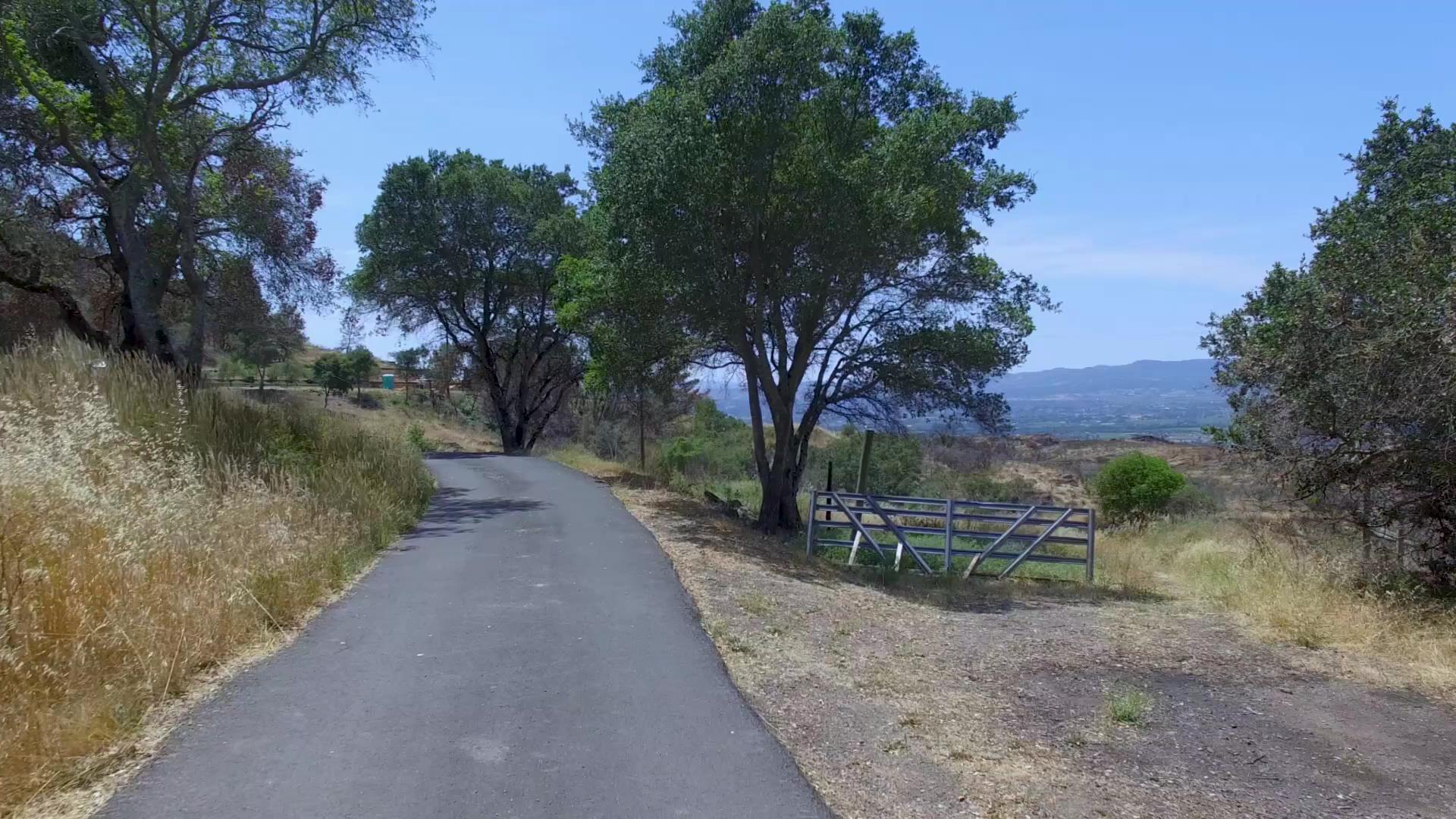 You enter the property from a paved lane off of Monticello Road