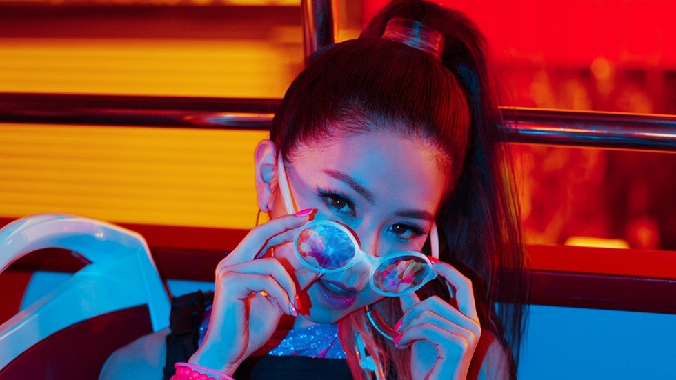 G.E.M. in PaperMag