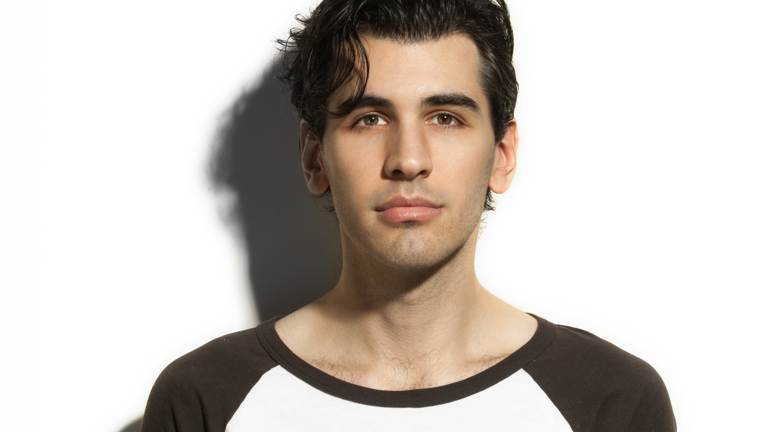 NICK SIMMONS