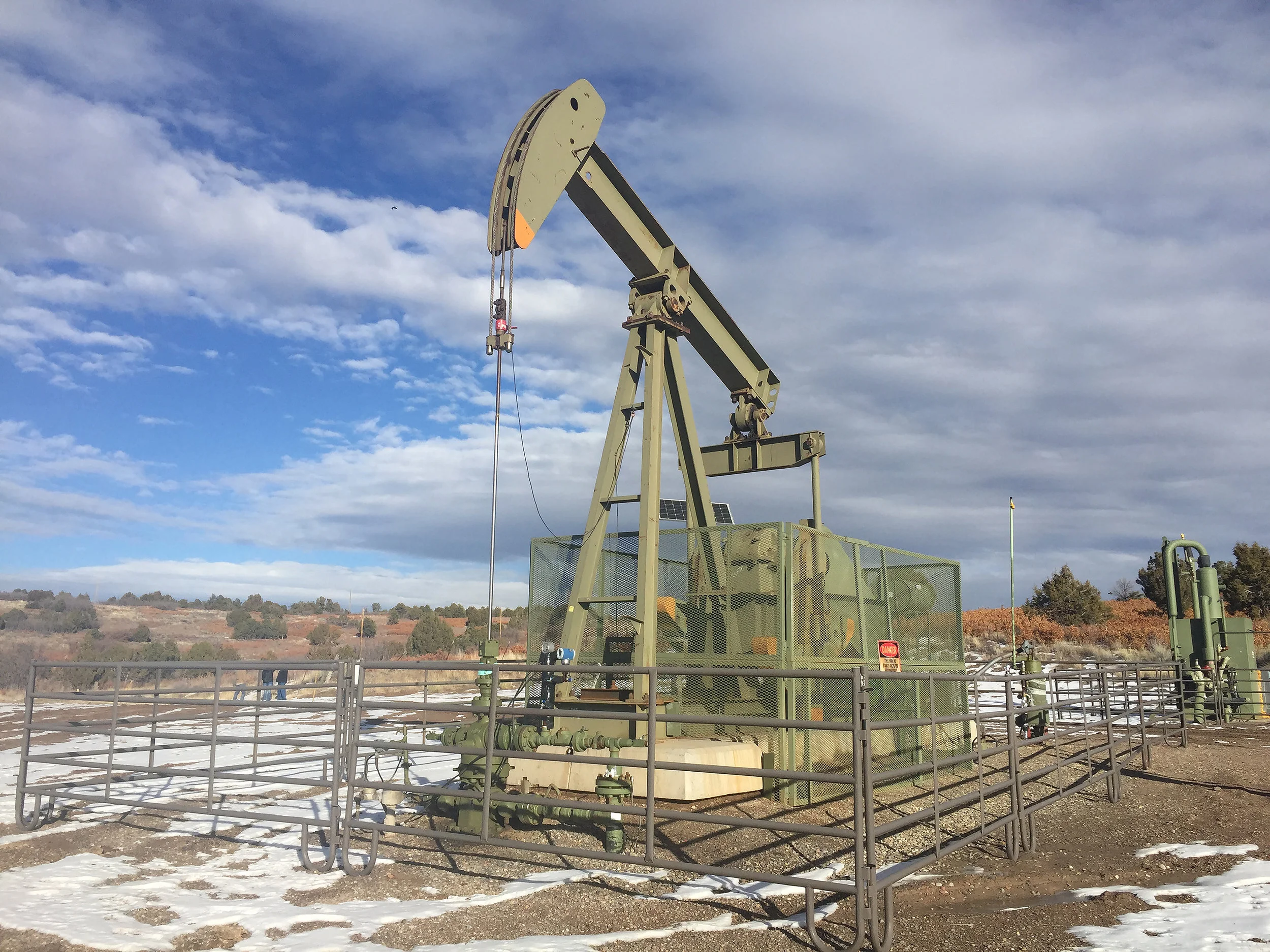 SouthernUte_Dec16_Pumpjack-on-Reservation_LPaterson_web.jpg