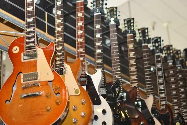 GIBSON2-PAGE.jpg