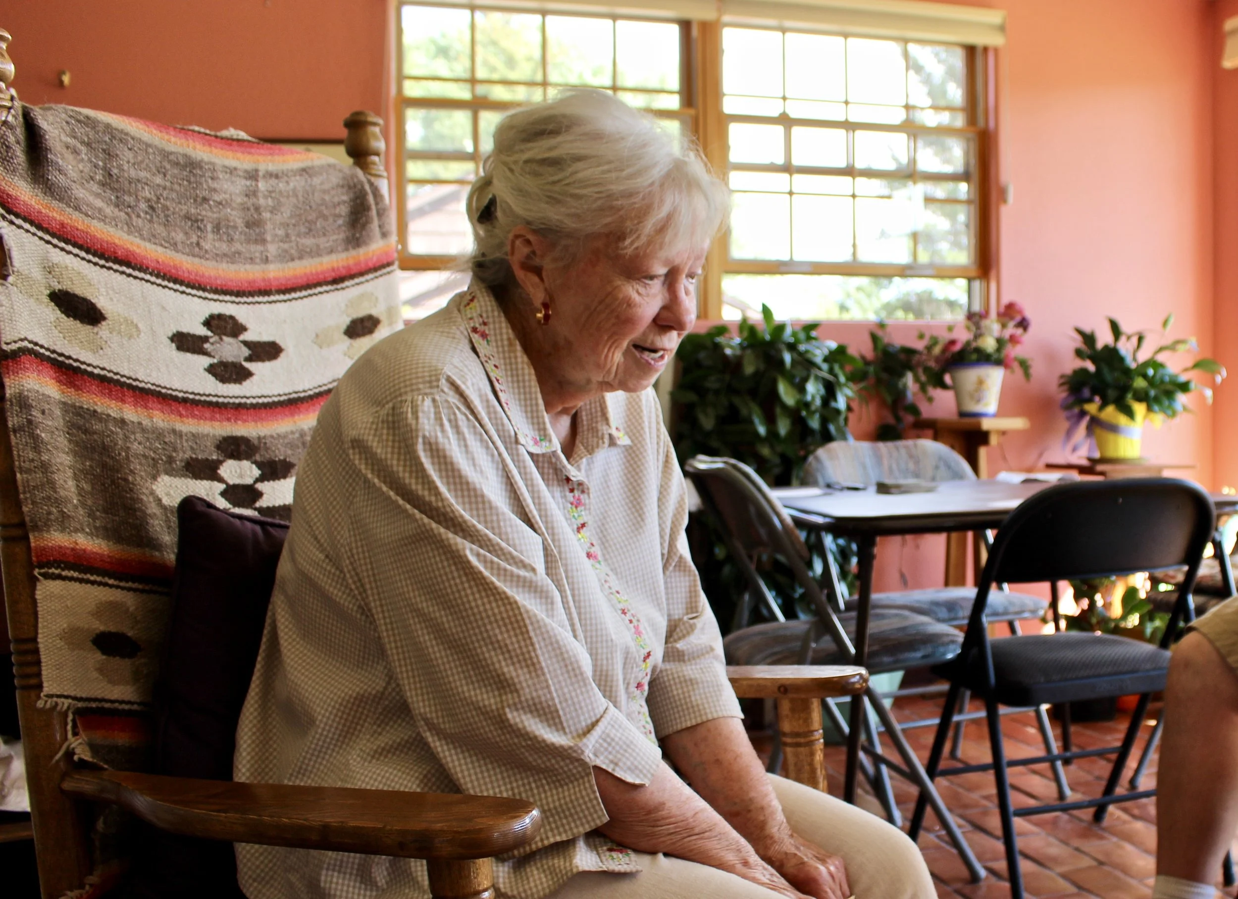 Billie recounts her stories in Dubois