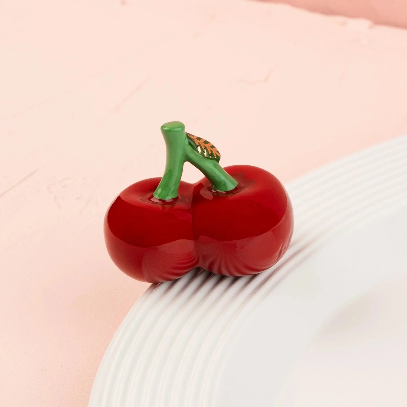 nf.A453.In-Platter2.jpg
