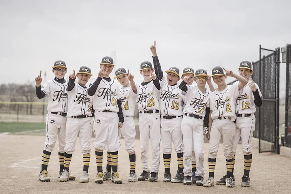 hounds champs 2.jpeg