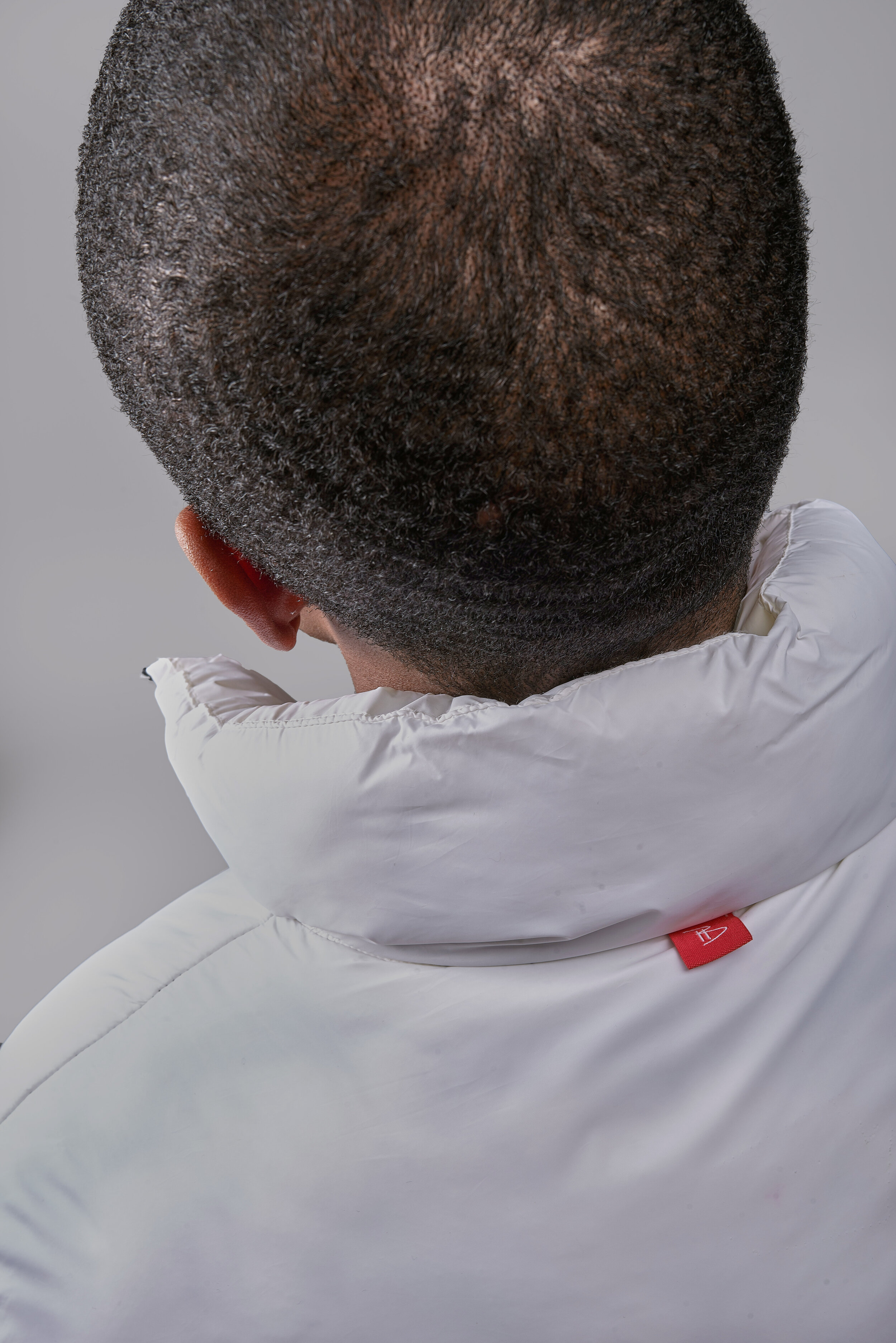 White BH Bubble Collar.JPG