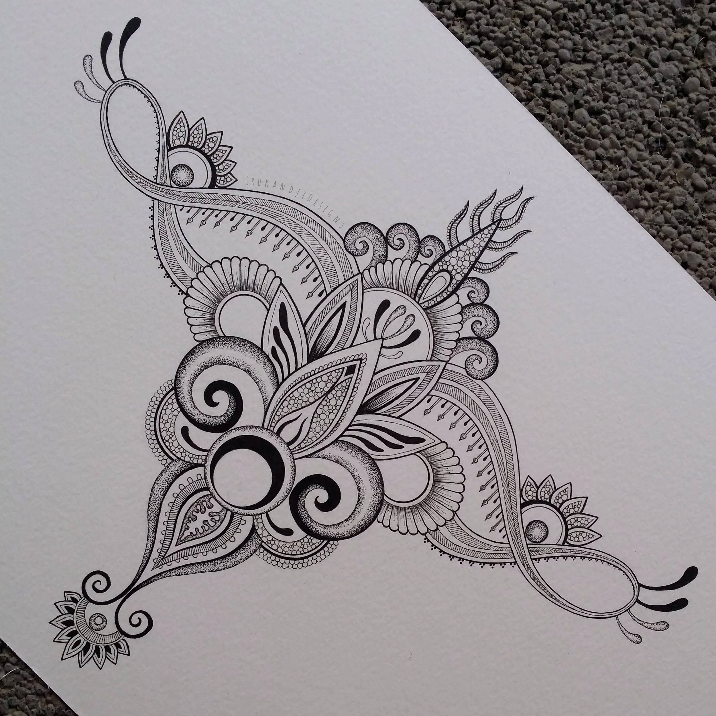 henna/mehndi style sternum tattoo design