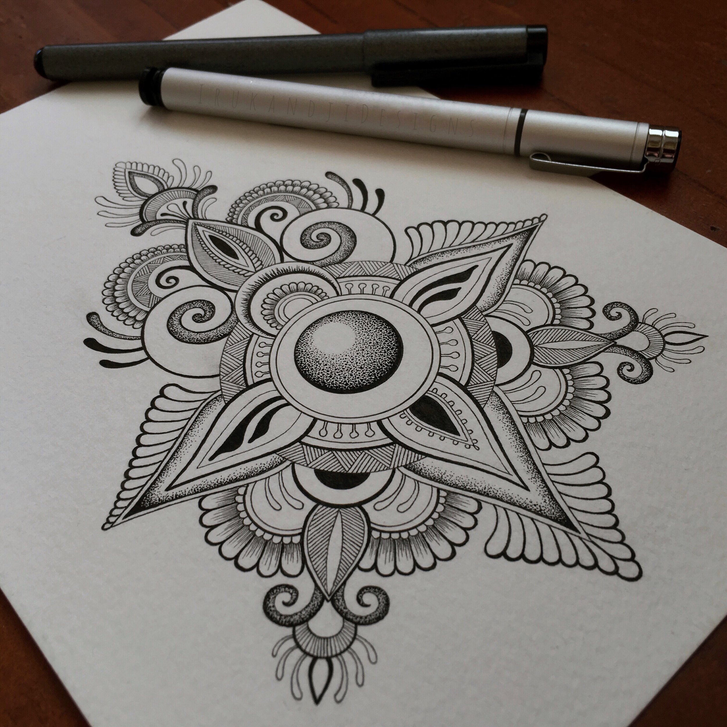 henna/mehndi style dotwork mandala design