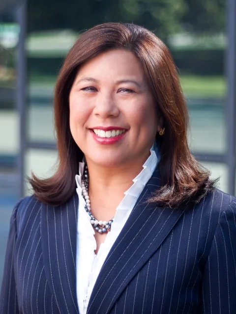 Betty Yee Only the 10th woman in California history to be elected to statewide office, Betty Yee was sworn in as State Controller in January 2015. Betty has long been committed to supporting women and others from diverse communities pursuing careers in public service. She has volunteered for organizations that provide leadership training and mentoring including the National Women’s Political Caucus, California Women Lead, Emerge California and EMILY’s List. Betty also co-founded the Asian Pacific Youth Leadership Project to expose California high school youth to the public service, public policy and political arenas. A San Francisco native, Betty earned her bachelor’s in sociology from UC Berkeley, and holds a master’s in public administration.