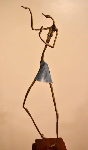 Silvina Mizrahi - Dance Sublime -32x6 - bronze - 5200.jpeg