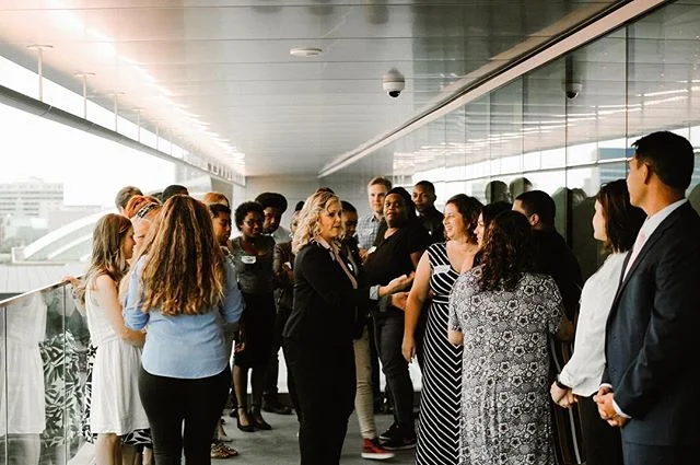 #saturdayvibes ⬆️Rise & Shine ✨ another Saturday filled with a wedding. Ahhh que charging all my batteries last night and packing the morning of before getting on the road. 🚗🚦Today I’m headed to a vineyard🛤🍷 I can NOT wait!! It’s fun to have litt