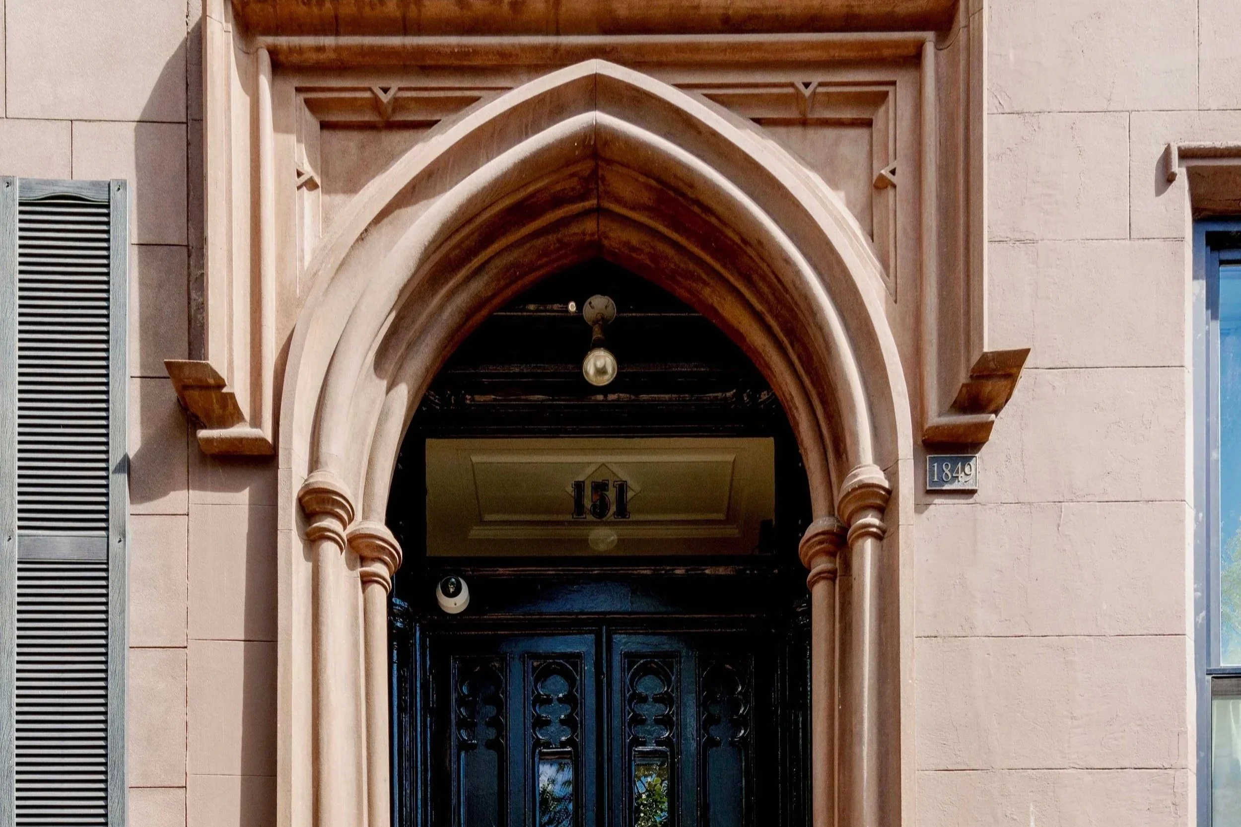 151-Ave-B-Entry1a.jpg