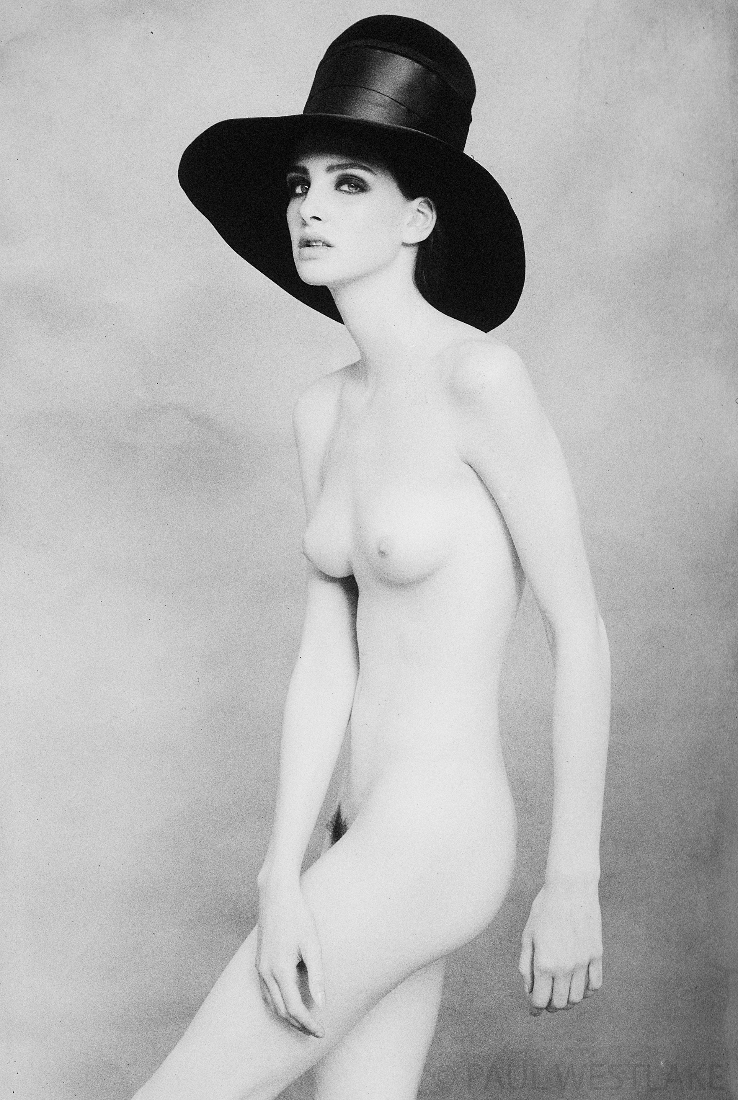 Black Hat Nude - Polapan 1994 