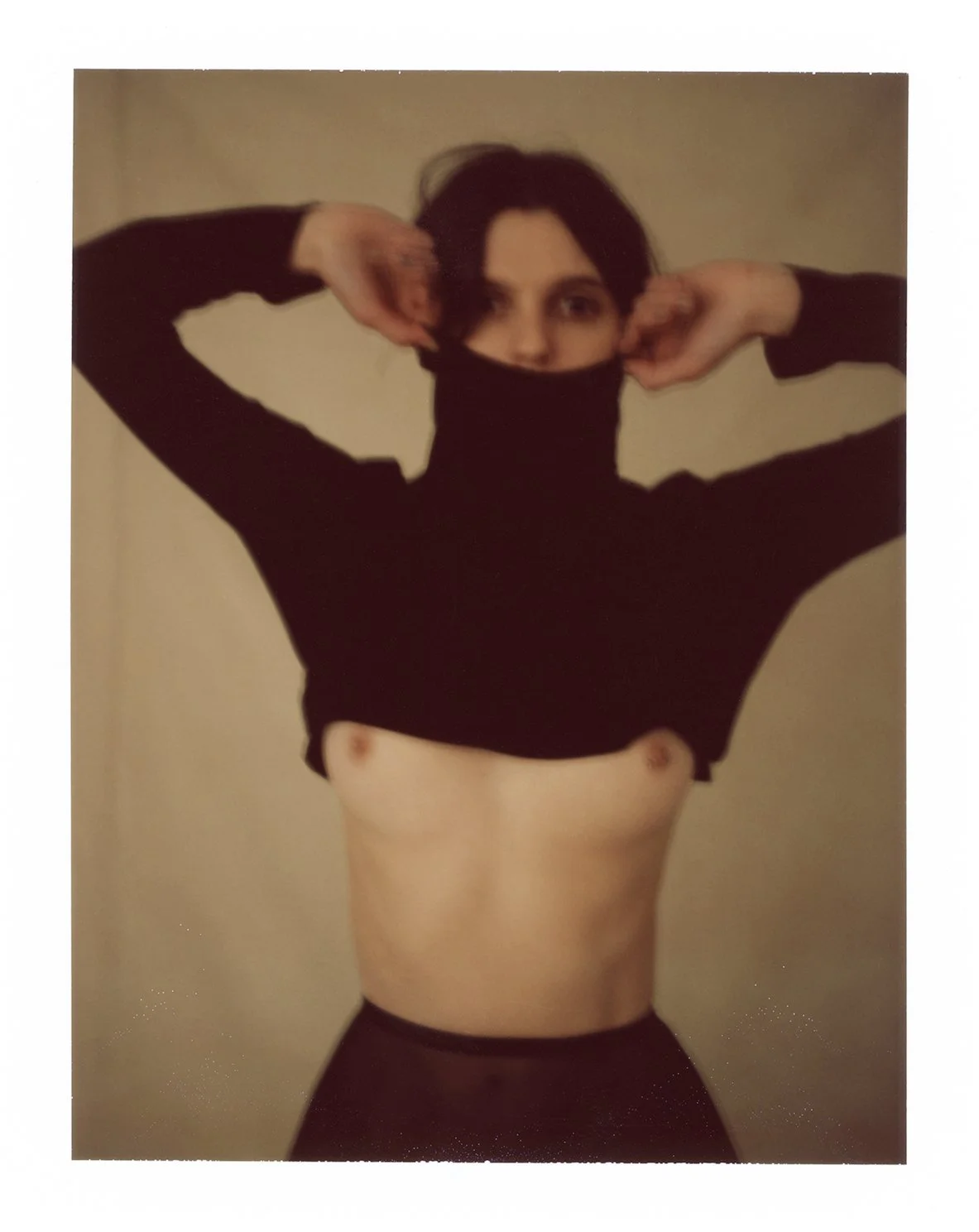 Polaroid_Lola_blackTurtleneck_1.jpg