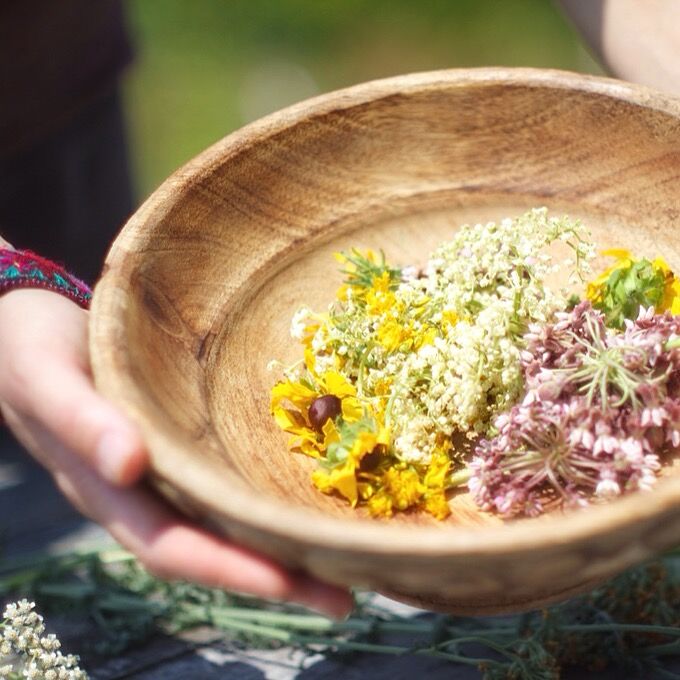 wood bowl flowers.jpg