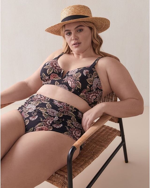 What to wear, what to wear. Do you love bikinis or are you a one piece kinda gal? Let us know!
⠀⠀⠀⠀⠀⠀⠀⠀⠀
#Spring20 #RaisinsCurve #PlusSizeSwimwear