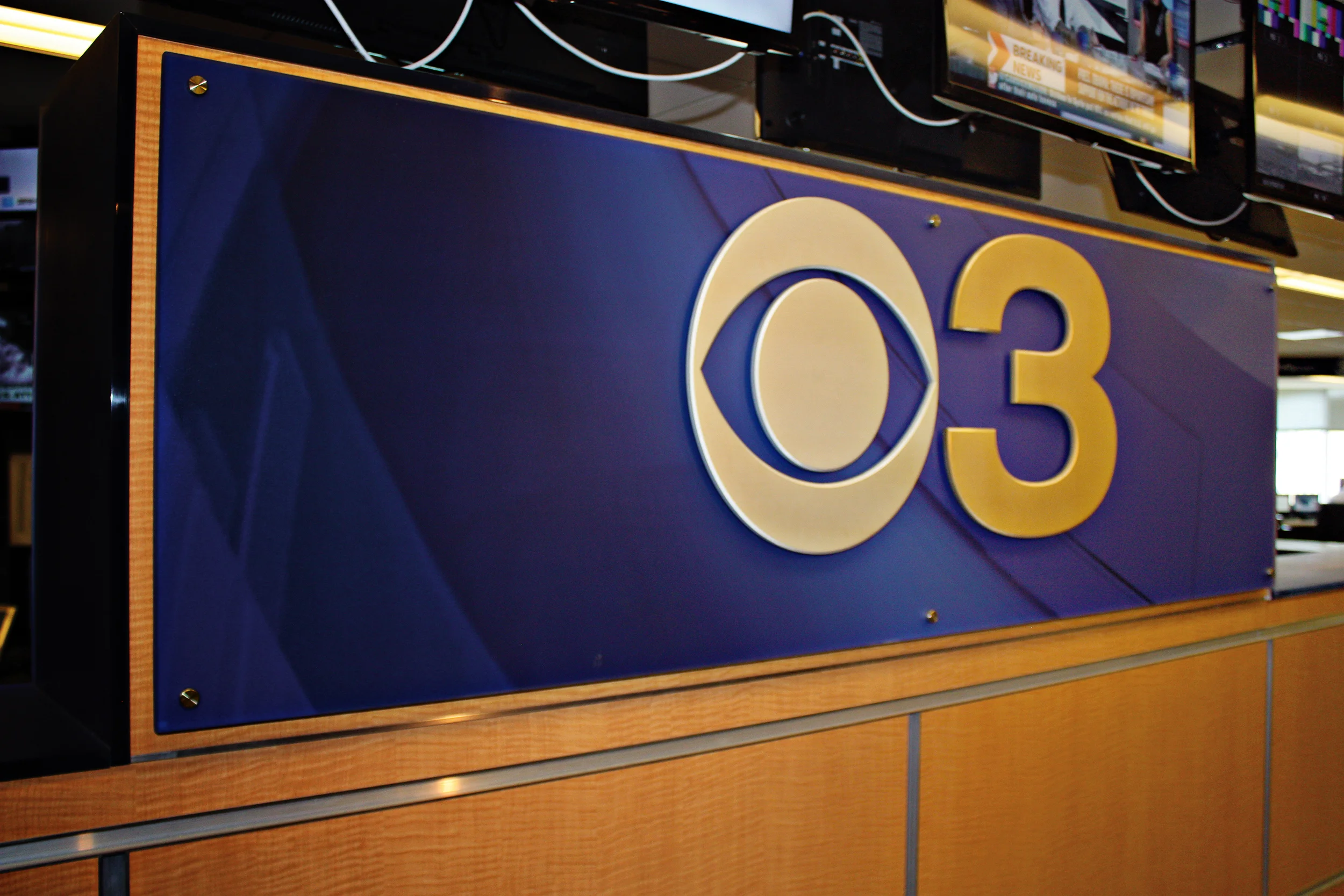 KYW_13150_01-Eye3-Sign copy.jpg
