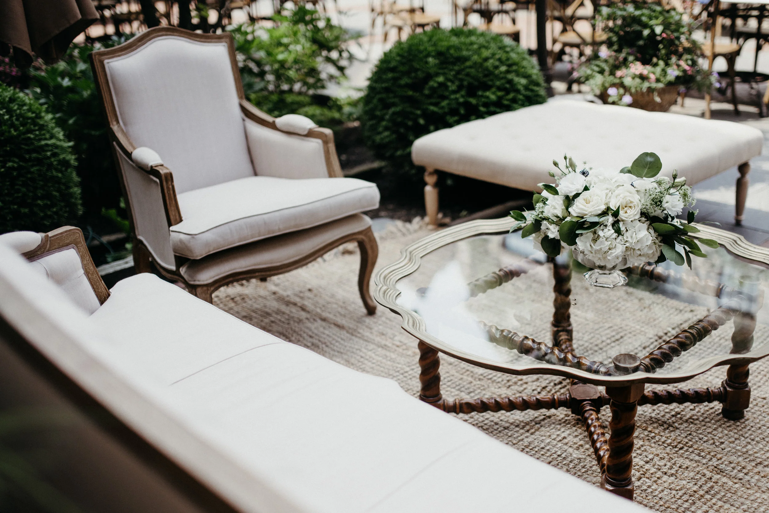 Photo Cred: JennMarie Wedding Photography. Styling: Ellie Styled of Lake Forest Venue: DeerPath Inn