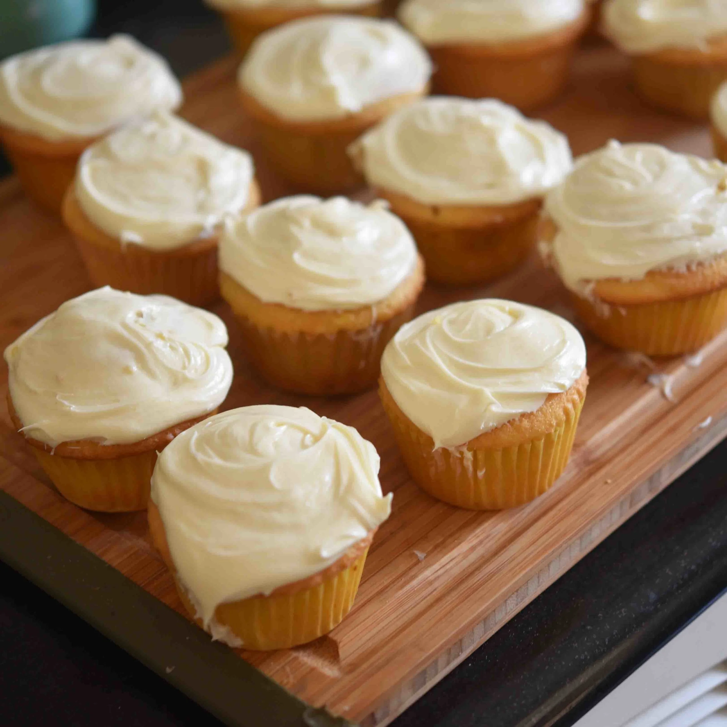 Pinata Cupcakes 8.jpg