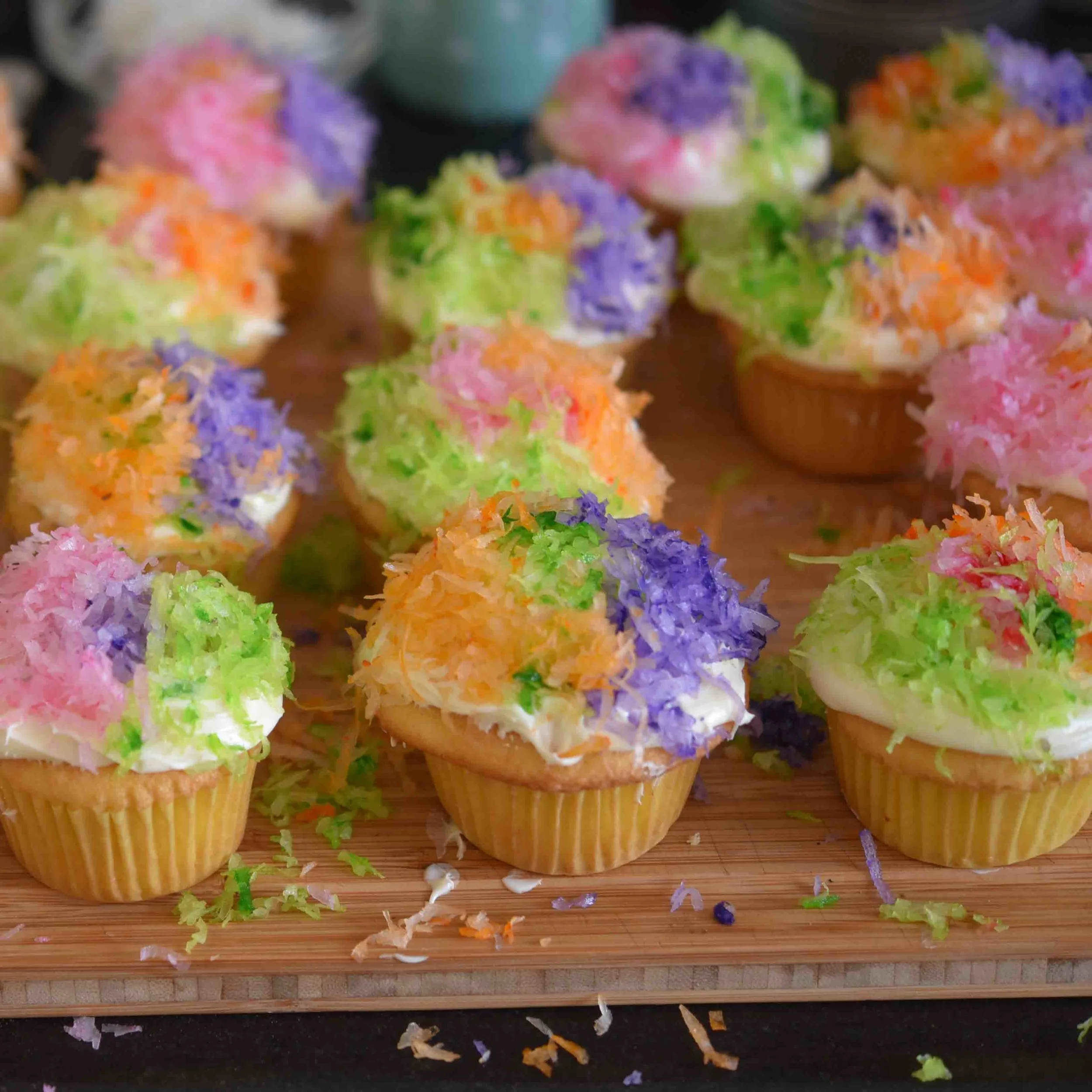 Pinata Cupcakes 9.jpg