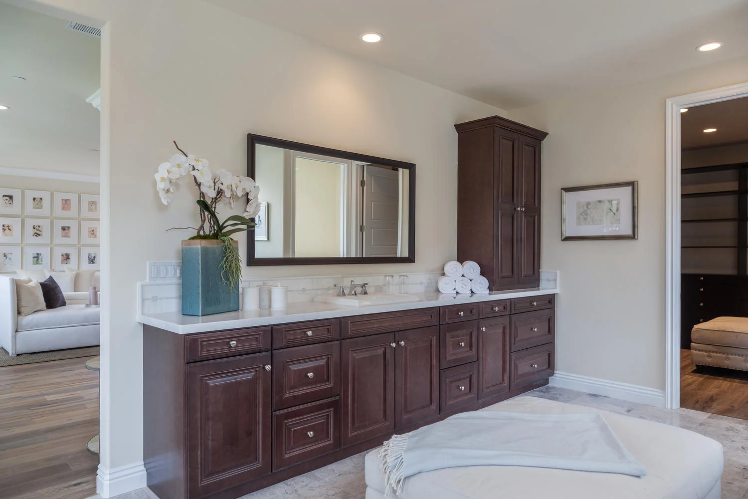 4114 Farmdale Ave Studio-large-027-Master Bathroom-1500x1000-72dpi.jpg
