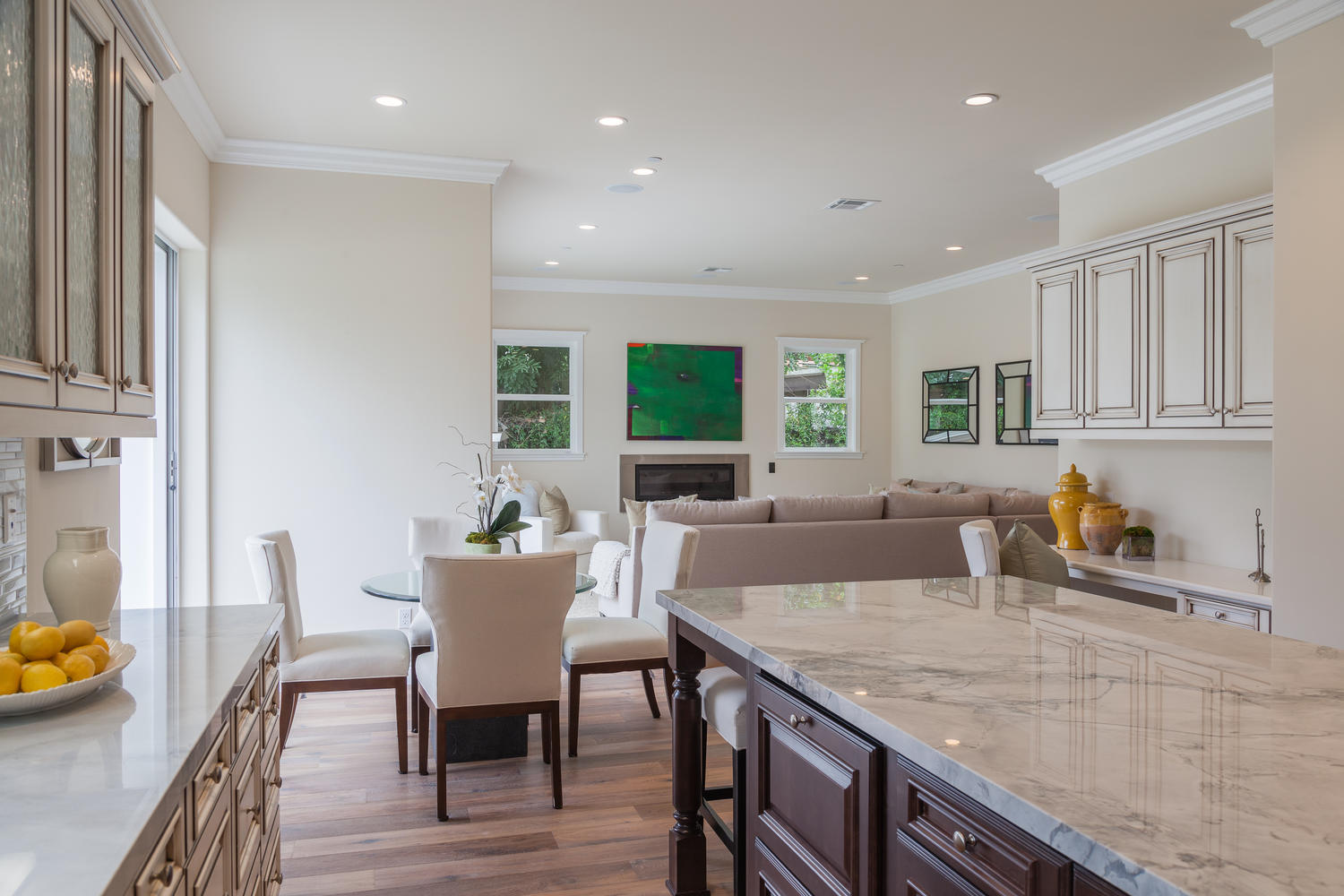 4114 Farmdale Ave Studio-large-012-KitchenFamily Room-1500x1000-72dpi.jpg