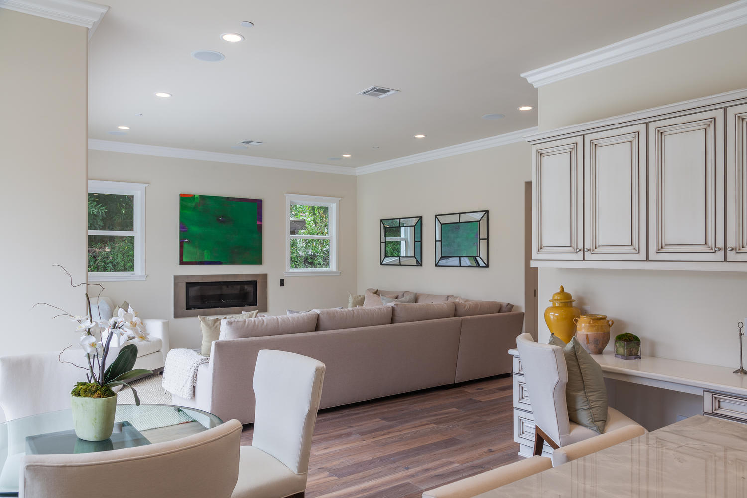 4114 Farmdale Ave Studio-large-013-KitchenFamily Room-1500x1000-72dpi.jpg
