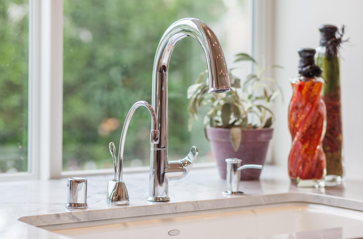4114 Farmdale Ave Studio-large-010-KitchenDetail-1500x990-72dpi.jpg