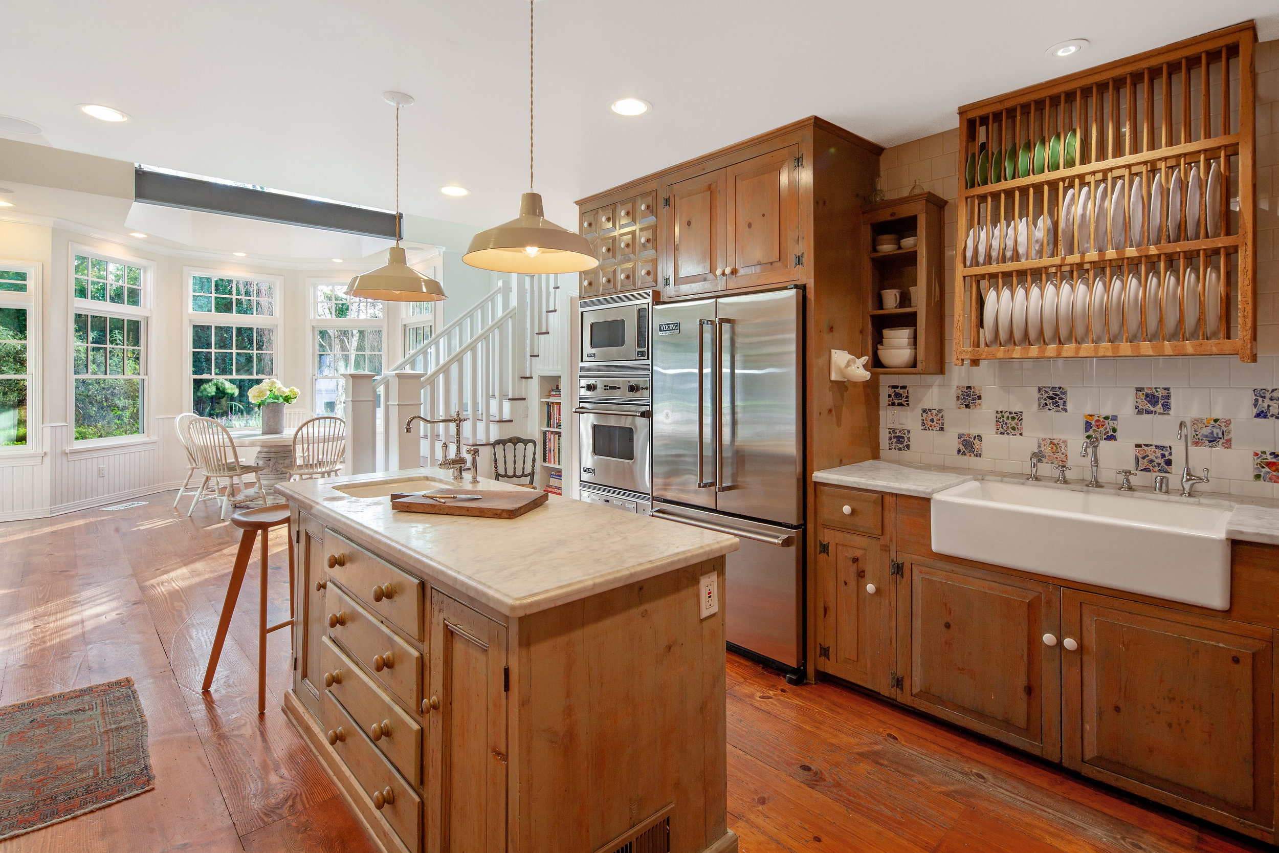 11630 Acama St Studio City CA-print-007-7-Kitchen-4200x2800-300dpi.jpg