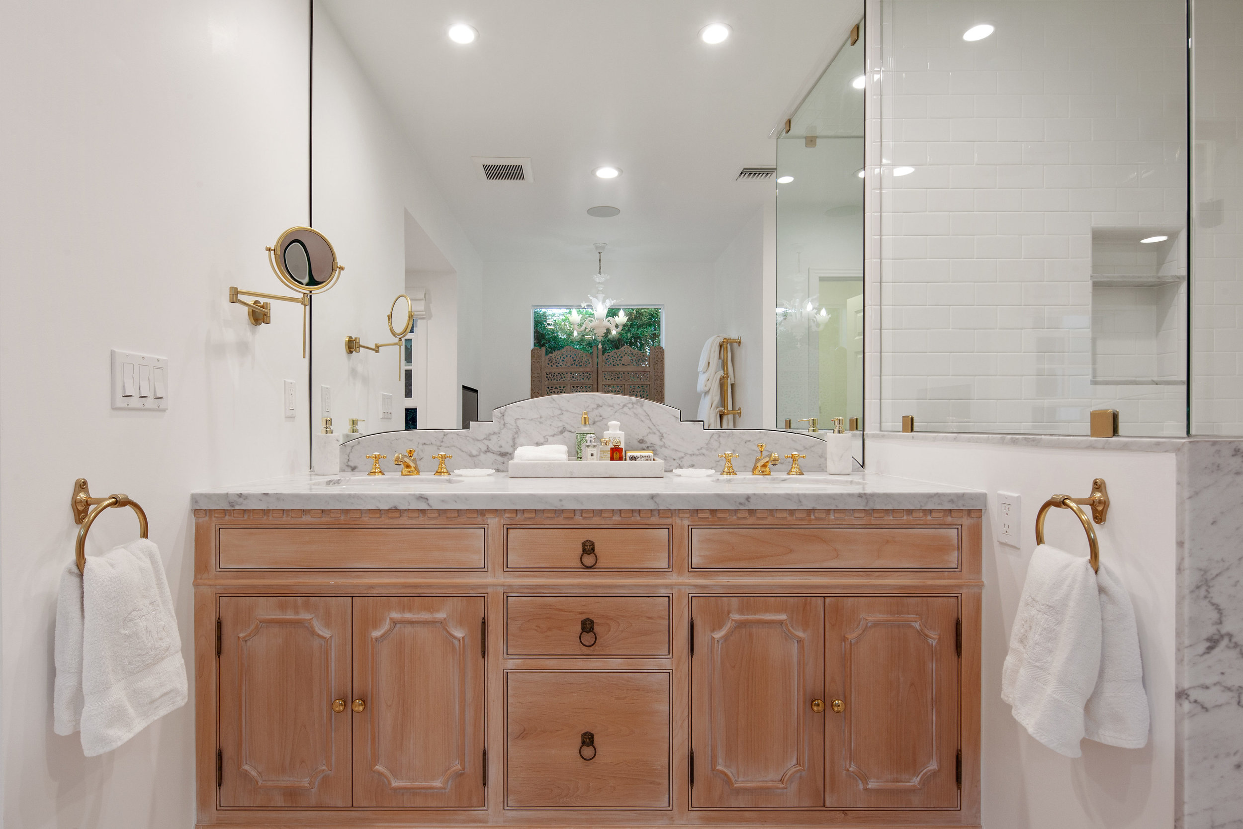 11630 Acama St Studio City CA-print-018-23-Master Bathroom-4200x2800-300dpi.jpg