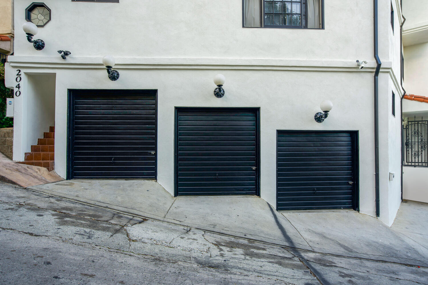2038 N Sycamore Ave Los-large-003-051-Griffin56-1500x1000-72dpi.jpg