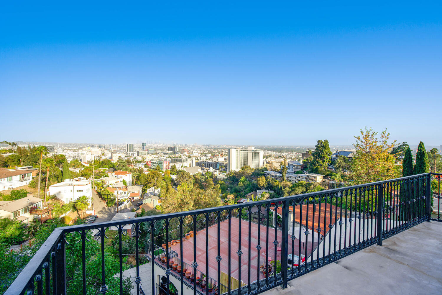 2038 N Sycamore Ave Los-large-061-049-Griffin51-1500x1000-72dpi.jpg