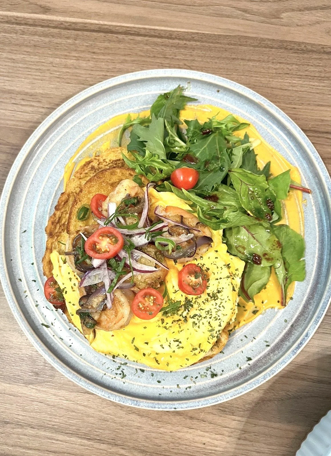 GARLIC PRAWN SCRAMBLED EGG