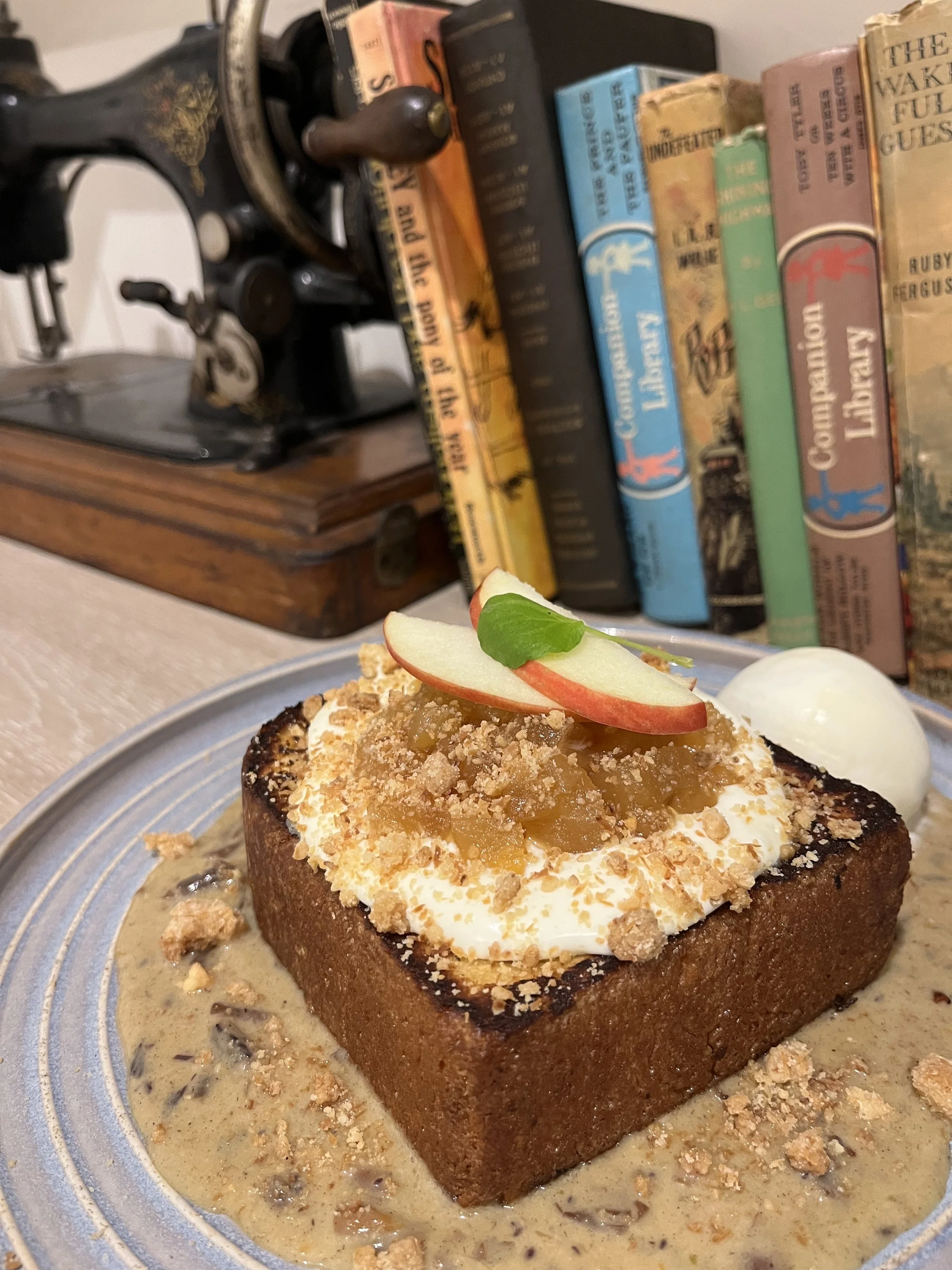 APPLE STICKY DATE FRENCH TOAST