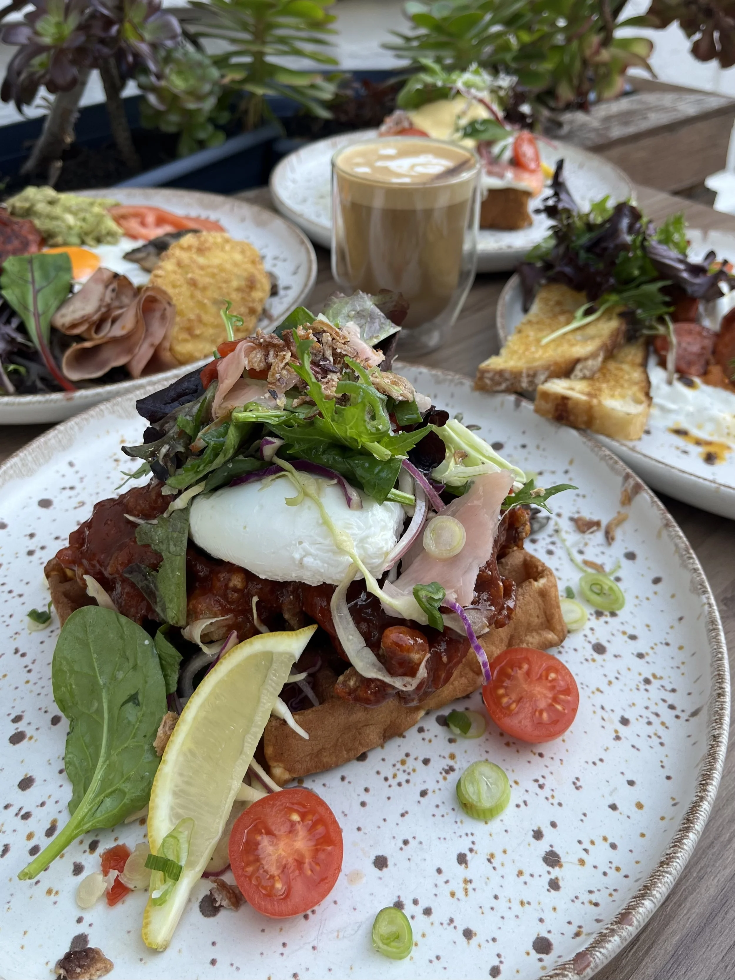 DUNKED CHICKEN WAFFLE