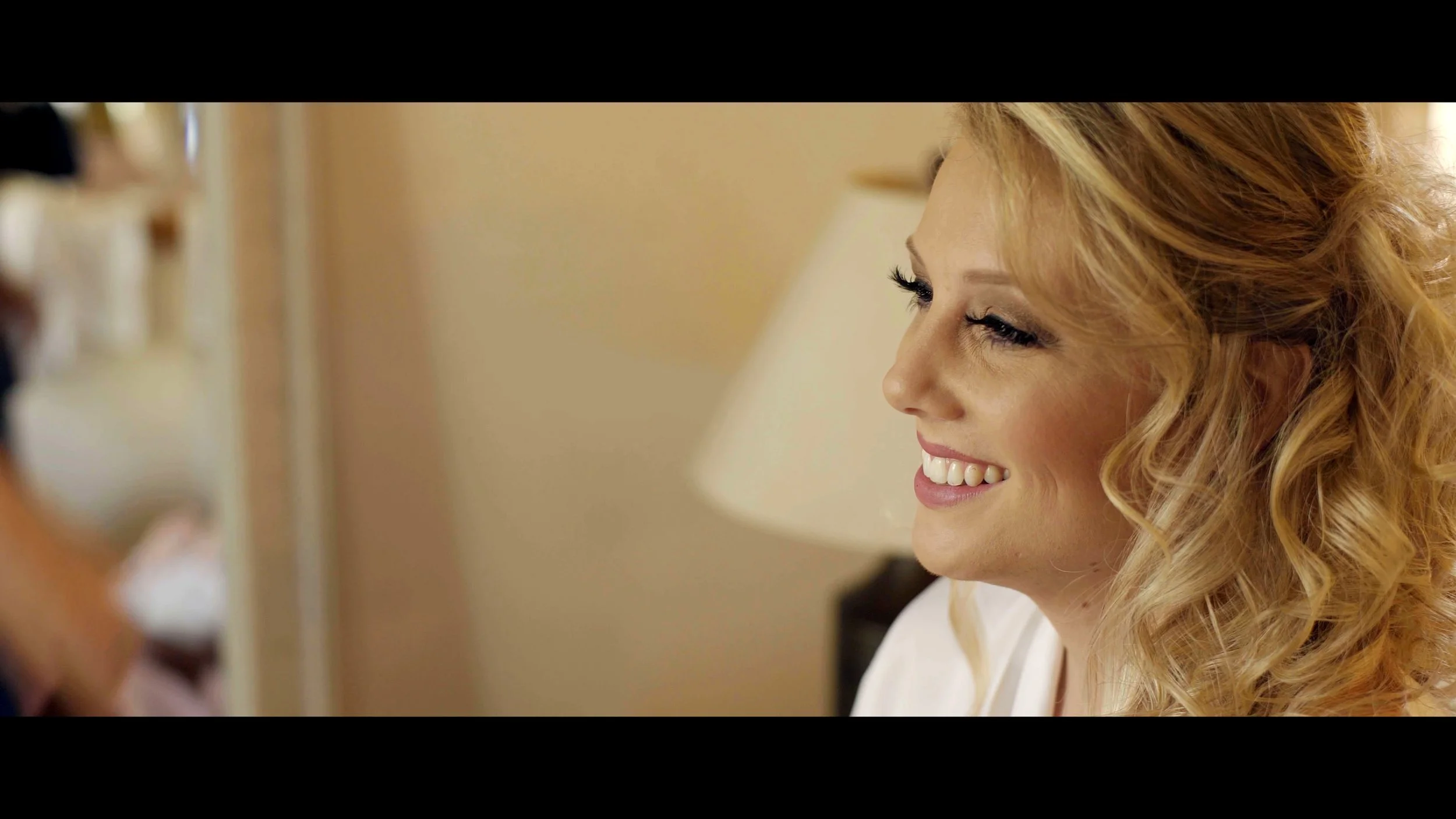 Bride all smiles at Cumberland Falls State Park