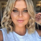 Emma Hawkins Lifestyle Blogger @emmahawkins_