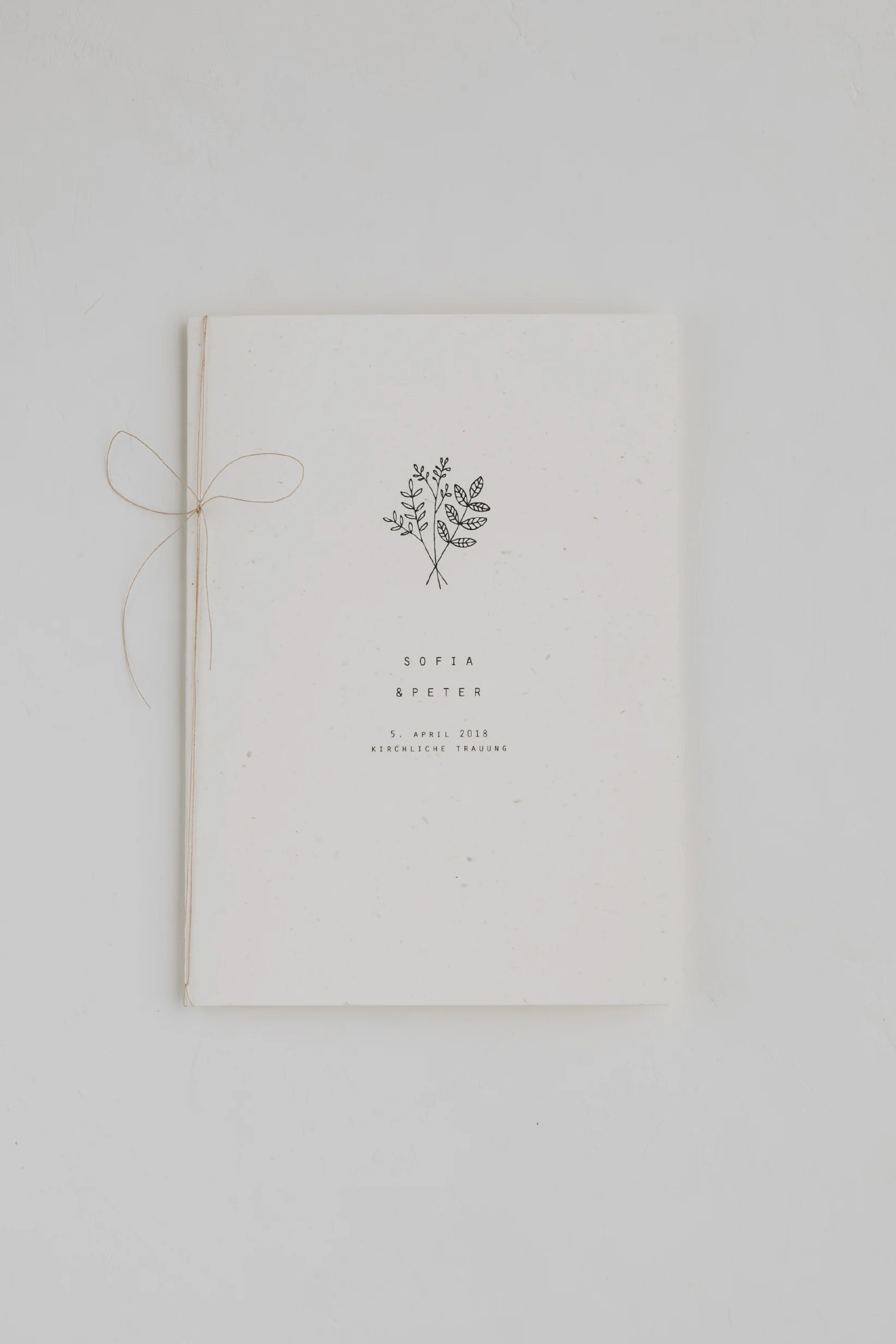 Traumanufaktur_Hochzeitsset_Hochzeitspapeterie_Set_Silva_Kirchenheft_4.jpg