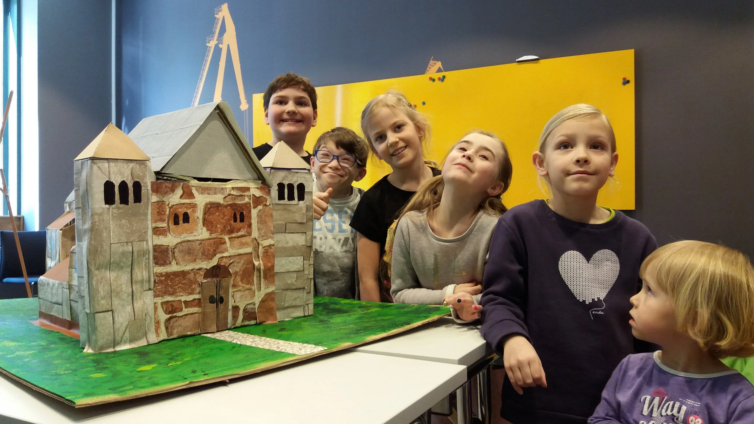 Historyczne Kreski Sztuki - kościół romański