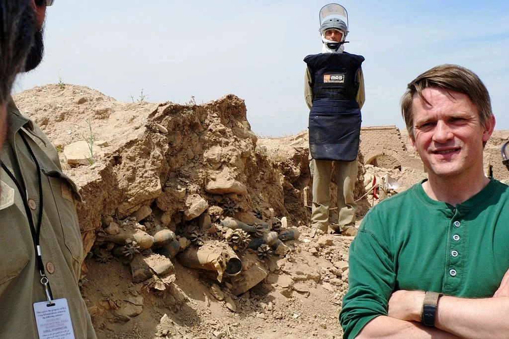 PDAS_Countryman_Removes_Landmines_in_Afghanistan_(4663683110).jpg