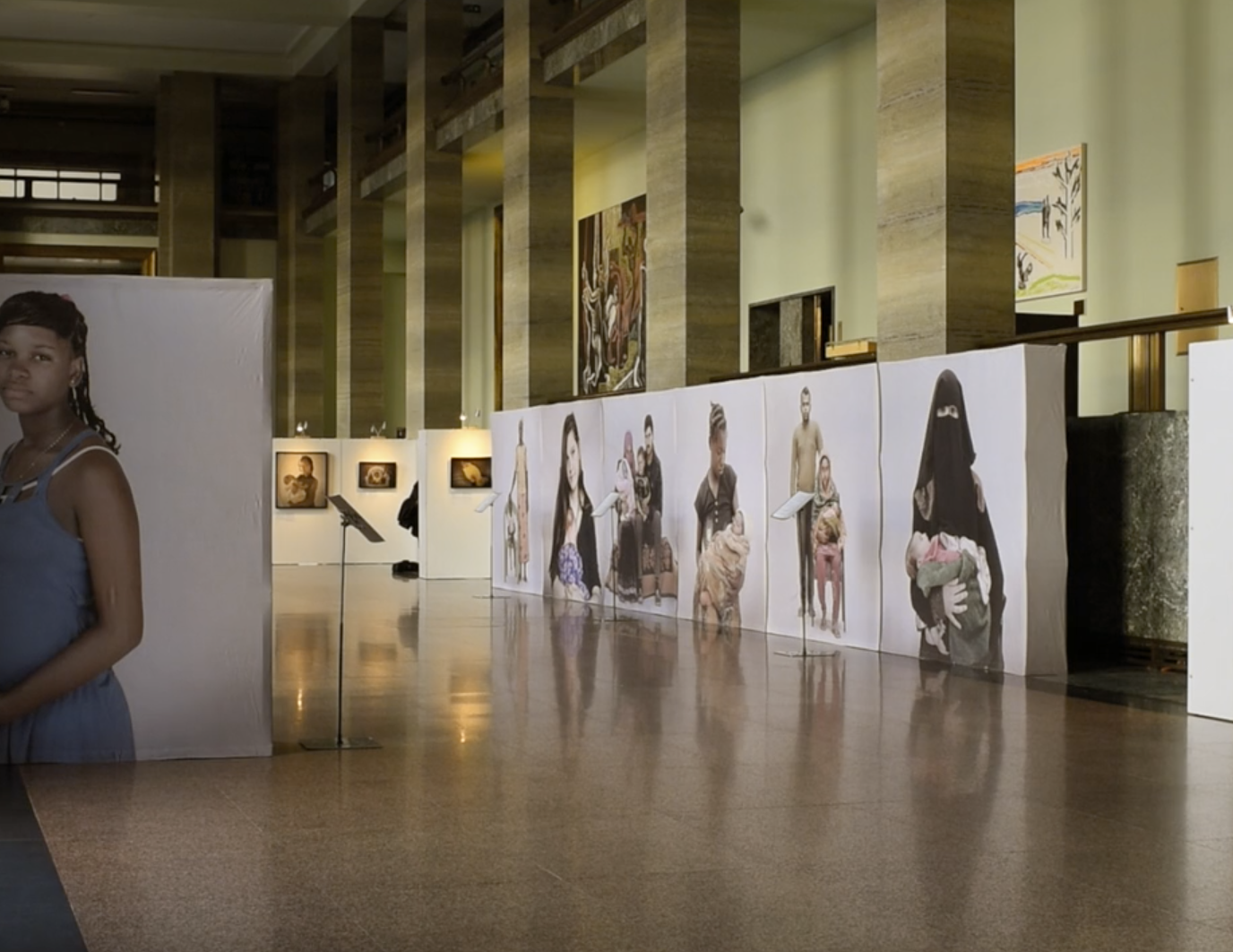 Childmothers / Exhibition UN Headquarters, Geneva 2017 Michael Møller, the Director-General of United Nations Office at Geneva opens the exhibition Childmothers. After two years of work we were able to make the voices heard of the children in this important project. The young mothers were exhibited during three weeks at the UN headquarters in Geneva.