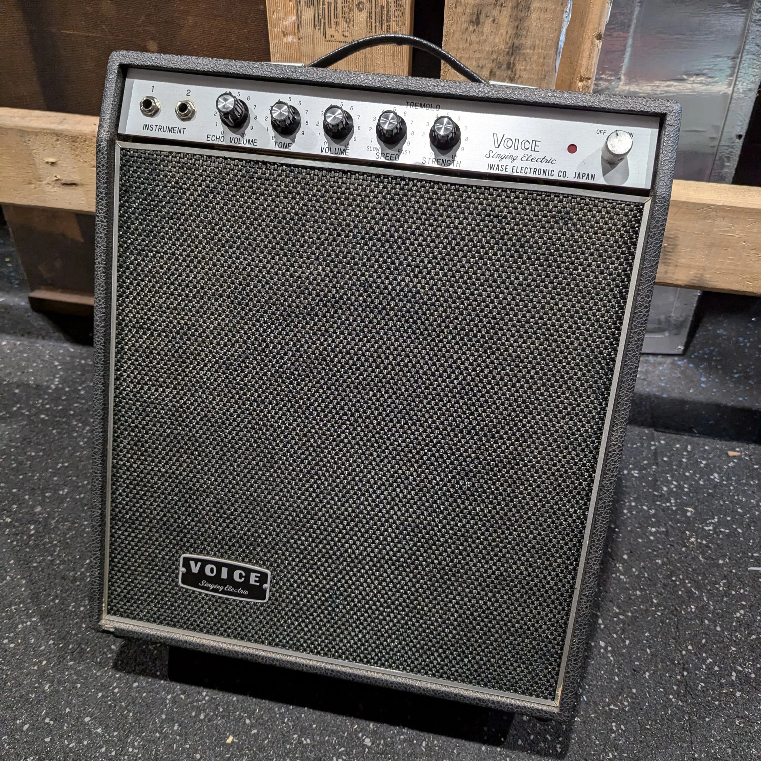 Iwase Elec-Co Japan - Voice Amp