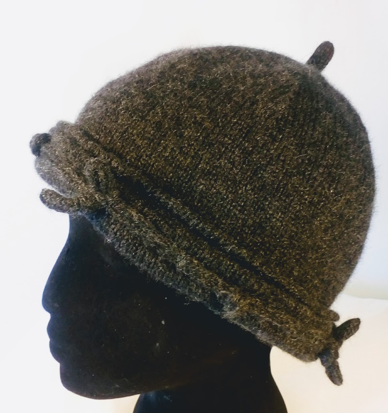 CLOCHE.jpg