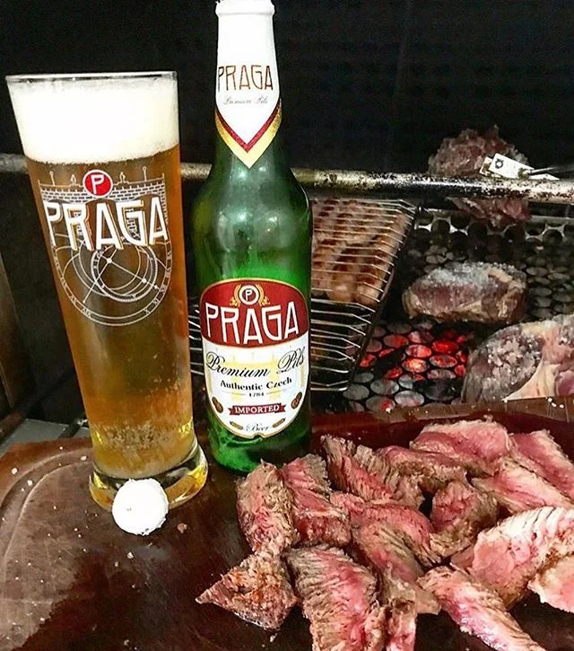 Nothing tastes better with a BBQ than beer! Why not make it a Praga! #praga #pragapils #czechbeer #pragabeer