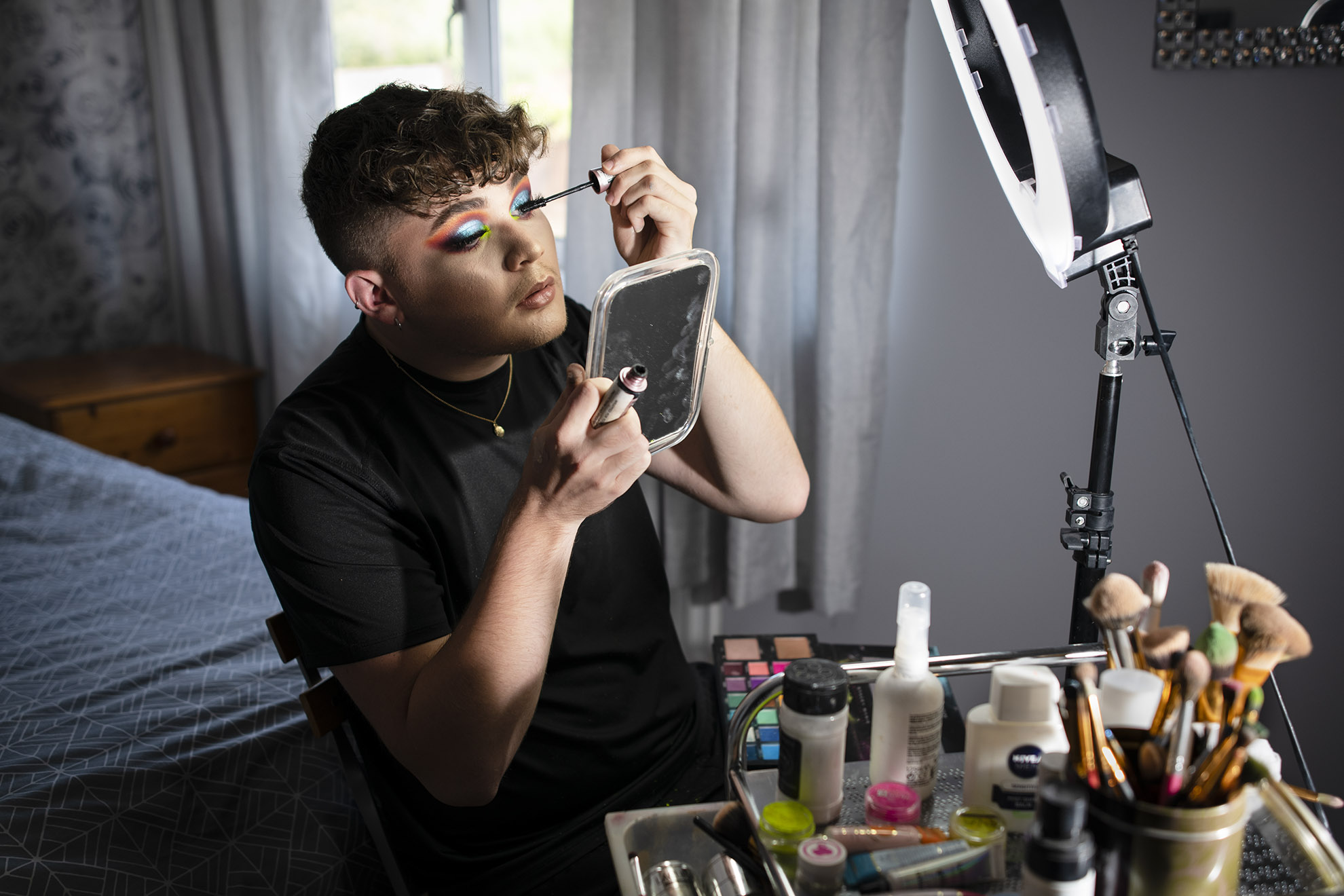 For a Guardian commission on teenagers and extreme make-up