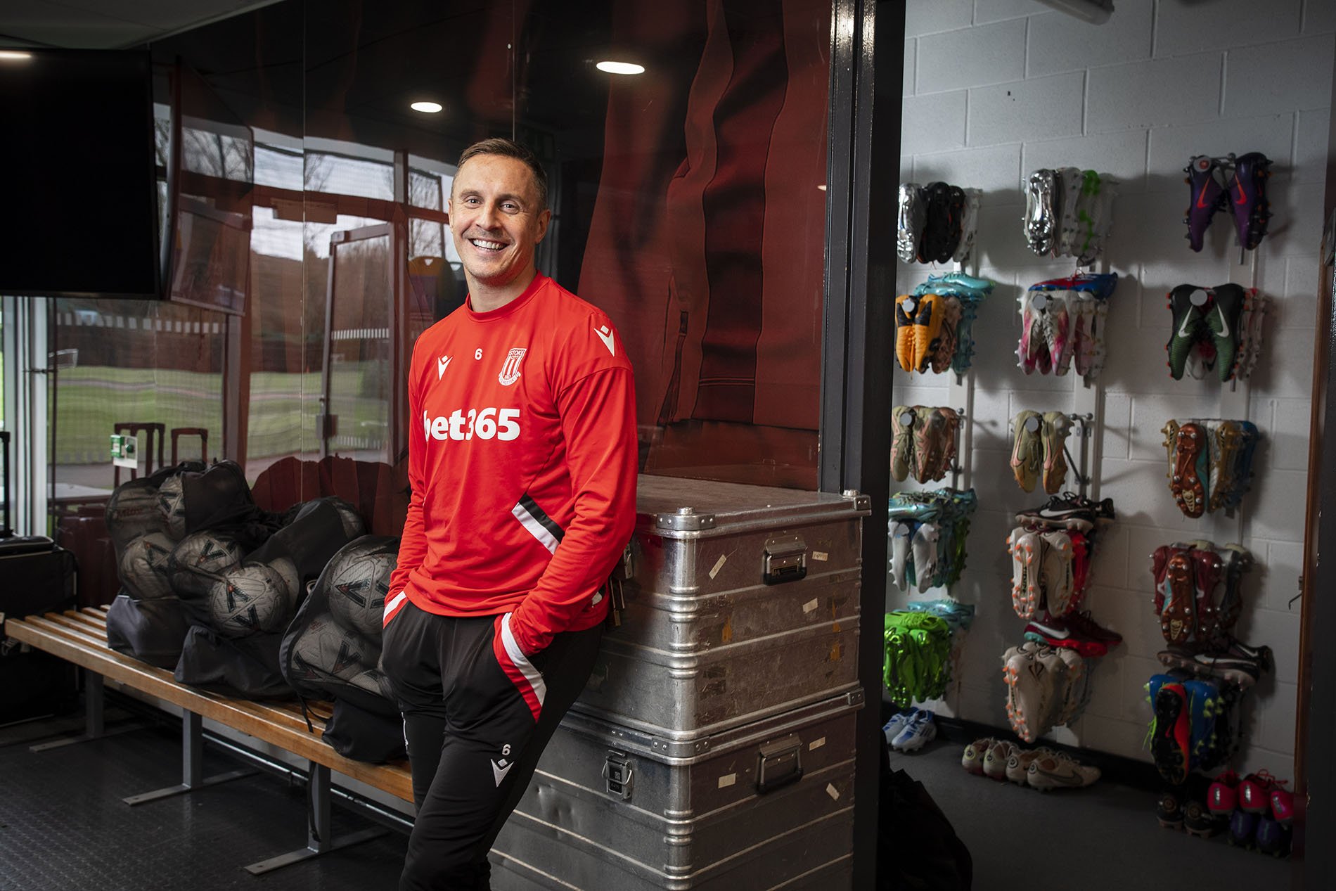 Phil Jagielka, former Everton & England footballer, still playing at 40.