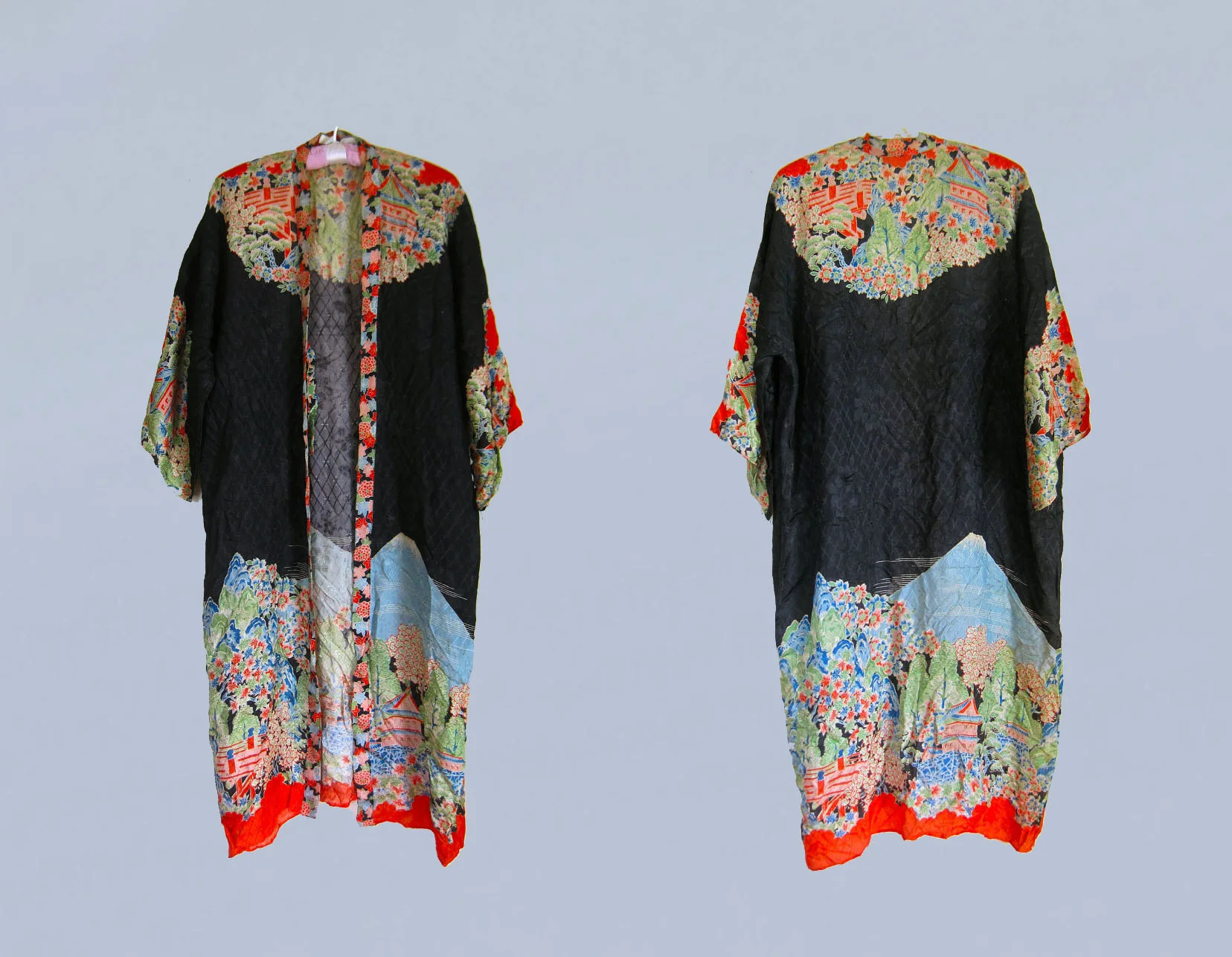 robe.jpg