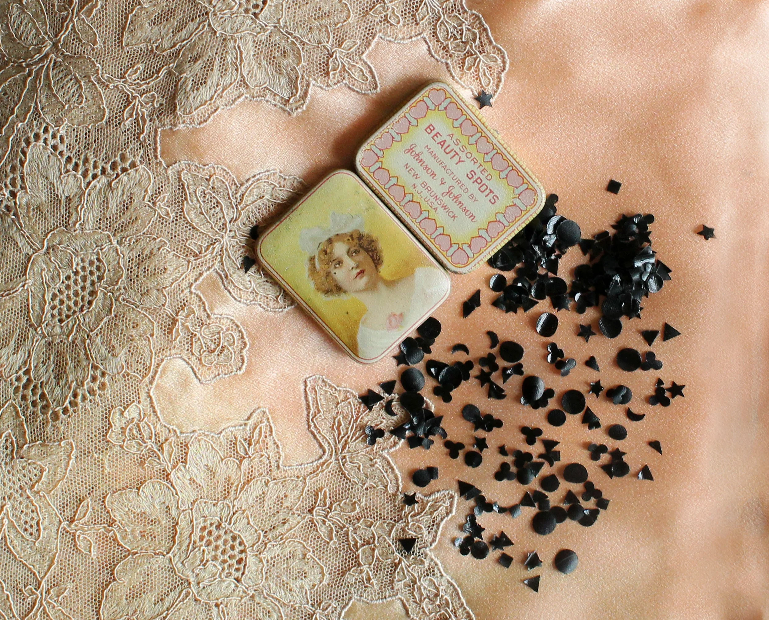 Johnson & Johnson “Beauty Spots” faux beauty marks, 1910s